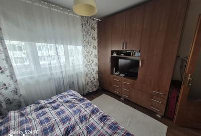 Apartament cu 3 camere decomandat în Dărmănești - 3