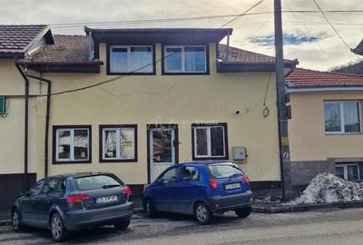 Casă cu Teren 176 Mp în Ultracentral