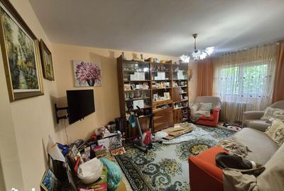 Apartament cu 3 camere în Canta