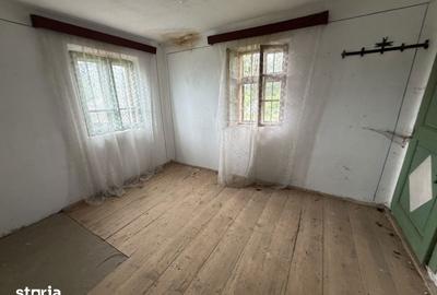 Casă cu 5 camere cu Teren 3600 Mp în Vulturești - 15