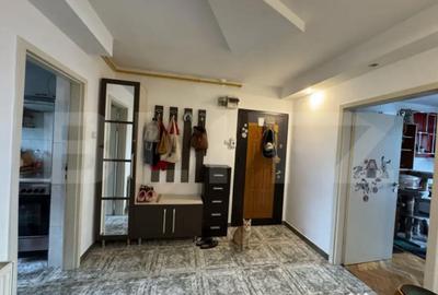 Apartament cu 3 camere decomandat în Progresul - 9