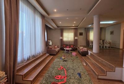 Casă cu 9 camere cu Garaj în Dristor - 10