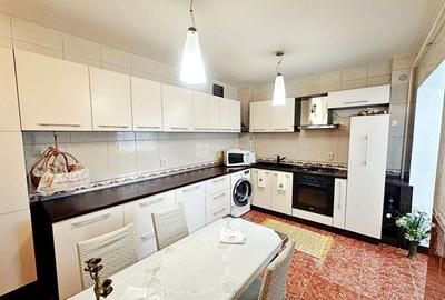 Mobilat & utilat, 3 camere, doua balcoane, bloc 1990, boxa & debara - 5