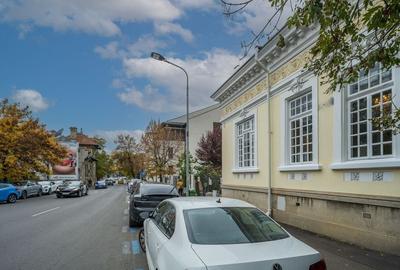 Vila cu farmec interbelic, UNICA, Zona Capitale, renovata! - 3