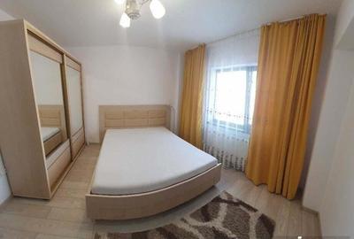 Apartament cu 2 camere decomandat în Apărătorii Patriei