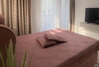 Apartament cu 2 camere decomandat, mobilat în Tractorul - 4