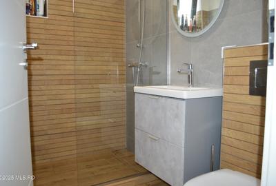 Bascov - Labusesti, Casa P+E, garaj, teren 809 mp! - 14