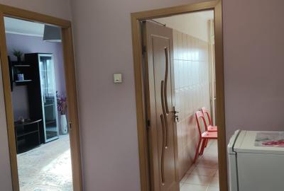Garsonieră, mobilată în P-ța Muncii