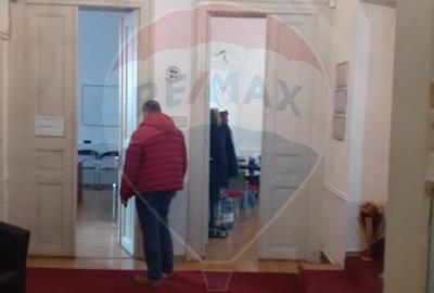 Casă D+P+E+M | 827 mp utili, 5 locuri parcare, Regina Maria - 3