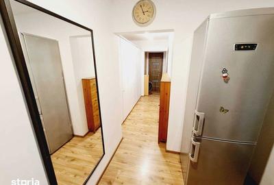 Apartament cu 3 camere decomandat, mobilat în Sălăjan