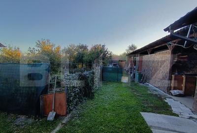 Casa cu 3 camere,baie, bucatarie,anexe.pivni?a teren 800 m - 4