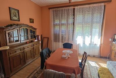 Casa vacanta,investitie  in Gurahont cu teren generos - 3