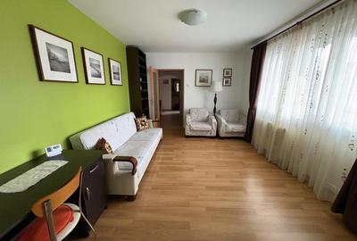 Apartament cu 3 camere semidecomandat în Sud - 1