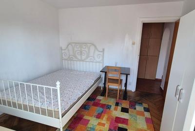 Apartament cu 3 camere decomandat în Tei - 12