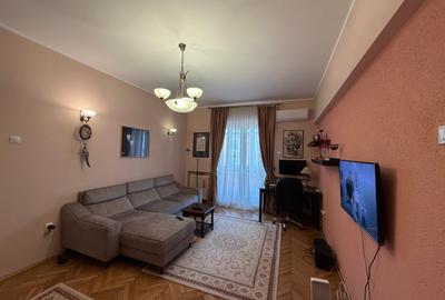 Apartament cu 2 camere decomandat în Universitate - 1