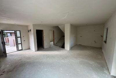 Oportunitate! Casa Semifinisata, 7 camere, 161mp, 3 minute de Floresti - 8