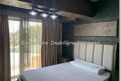 Apartament de vanzare cu 3 camere decomandat zona Mamaia - 1