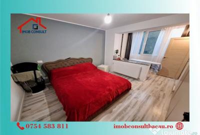 Apartament cu 4 camere decomandat în Cornișa - 7
