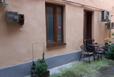 Spațiu comercial, de 42 mp, în Central - 4