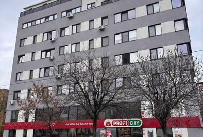 Apartament cu 3 camere decomandat în Rovine - 3