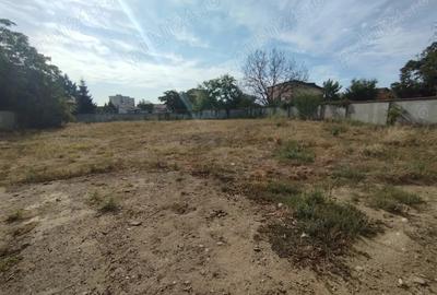 Casă cu 6 camere cu Teren 450 Mp în Central - 3