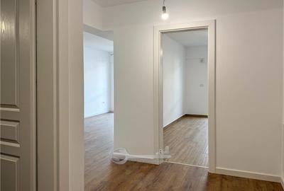 Apartament cu 3 camere decomandat în Galata - 27