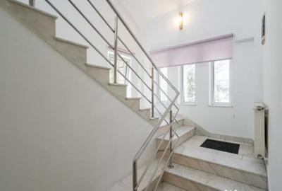 Casă cu 7 camere cu Teren 280 Mp în 1 Mai - 15