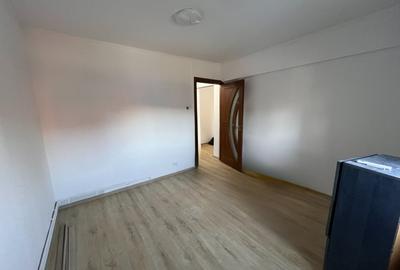 Apartament 2 camere, decomandat, Rovine, zona Ibiza - 2