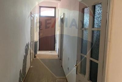 Casa / Vila cu 5 camere de vanzare in zona Central - 14