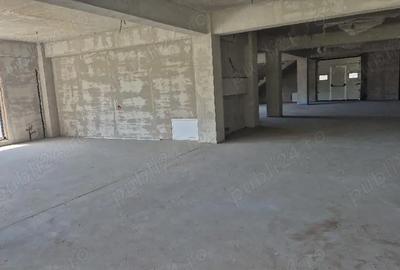 Spațiu comercial, de 1,000 mp, în Central - 5