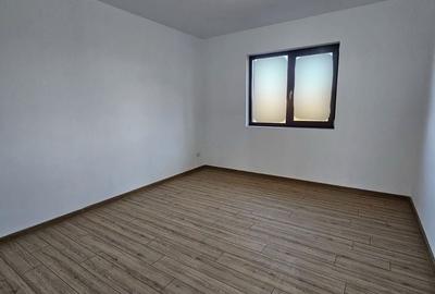 Casă cu 4 camere în Central - 4