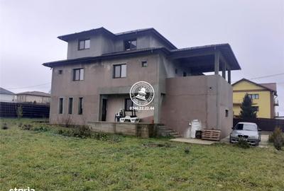 Casă cu 4 camere în Breazu - 18