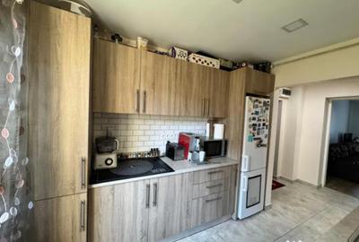 Apartament cu 3 camere decomandat în Central - 13