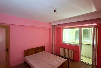 Apartament 3 camere, ultracentral, Focșani, etaj 1 - 4