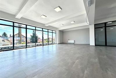 Spatiu cu Acces Public,300 MP, 6 Parcari, Open Space, Zona Pod IRA - 2