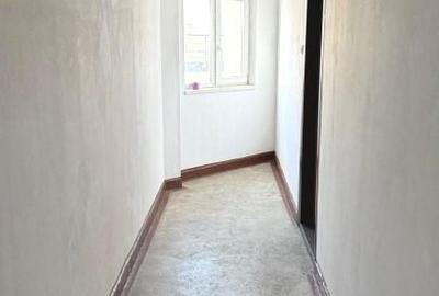Apartament cu 3 camere semidecomandat în Grivița - 12