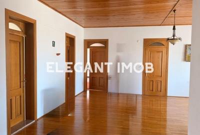 Casă cu 10 camere cu Teren 4912 Mp în Corbeanca - 4