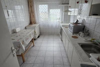 Apartament cu 3 camere decomandat în Central - 7