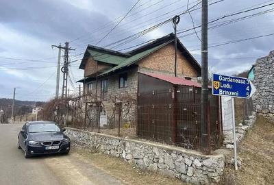 Casă cu Teren 430 Mp în Ponoarele - 2