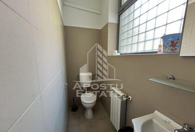 Spațiu comercial, de 153 mp, în P-ța Maria - 3