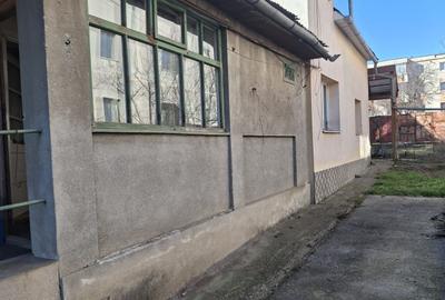 Casă individuală cu 4 camere cu Canalizare în Mărăști - 9