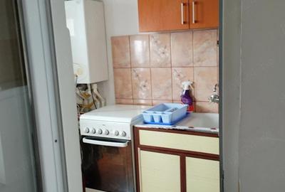 Garsonieră decomandată în Zahana