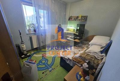 Apartament cu 4 camere decomandat în Popa Șapcă - 2