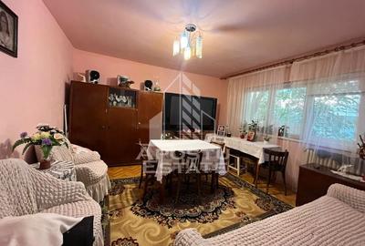 Apartament cu 3 camere, 2 bai, decomandat, parter inalt,zona Girocului - 3