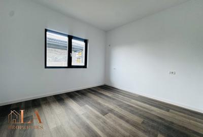 Casă individuală cu 4 camere cu Canalizare în Domnești - 12