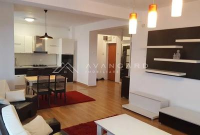 Apartament cu 3 camere decomandat, mobilat în Andrei Mureșanu