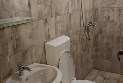 Inchiriez etaj casa - 2