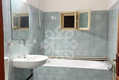 Casa in Iosia cu teren 839 mp - 1