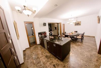 Universitate apartament 5 camere 220 mp de inchiriat - 9
