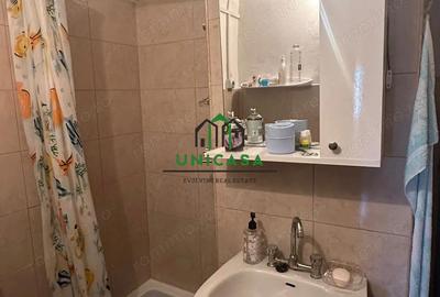 Apartament cu 3 camere decomandat în Central - 4
